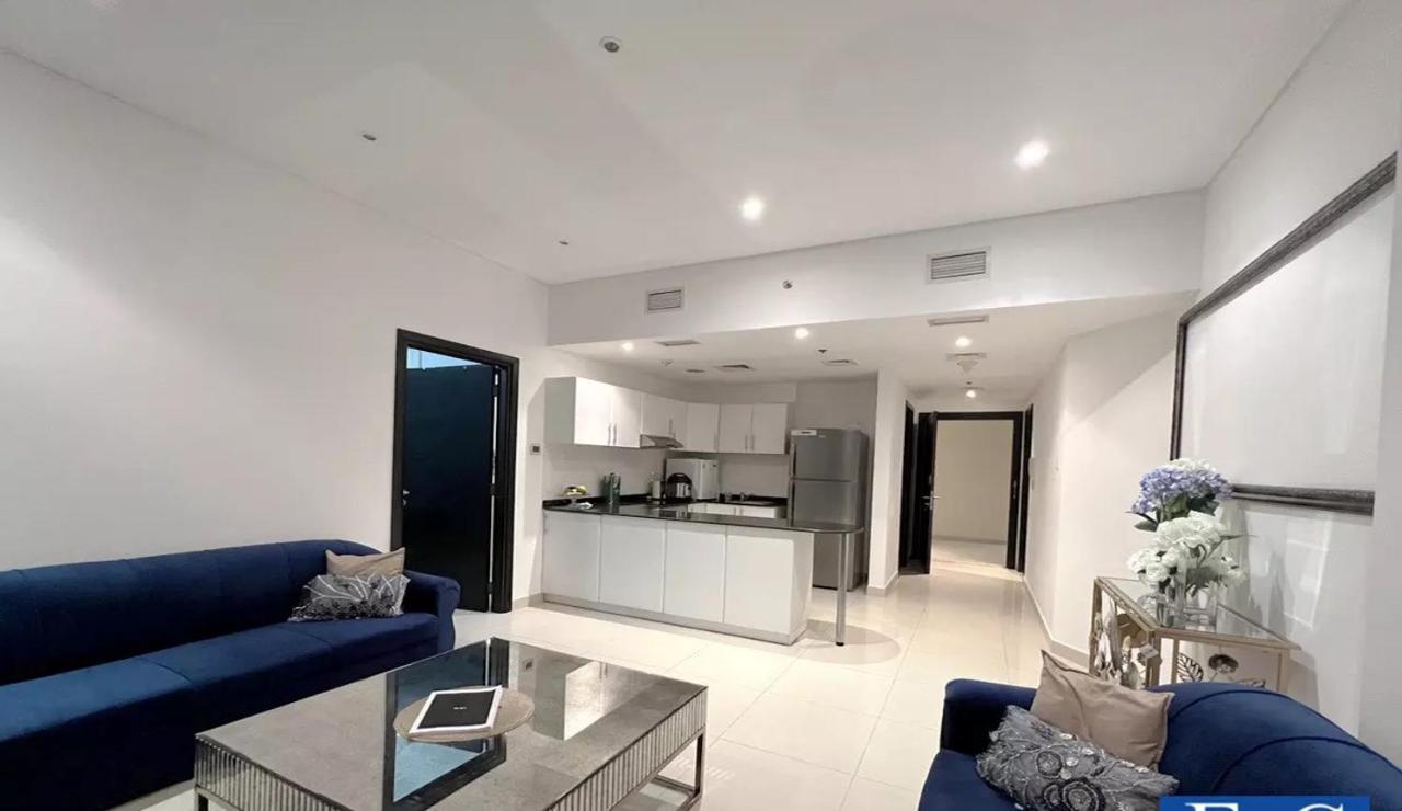 Entire Apartment - Marina - Spacious And Perfect Location Dubai Buitenkant foto